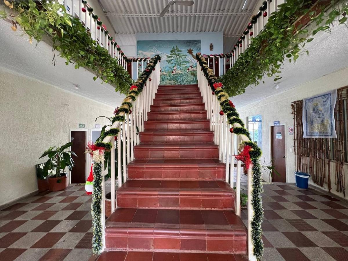 Hotel Mariu Melgar Buitenkant foto